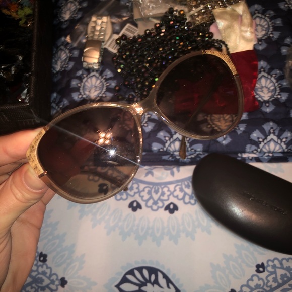 Michael Kors sunglasses - Picture 2 of 8